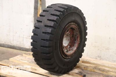 solid rubber tires Rigdon 23 x 9-10  6.50 F-10