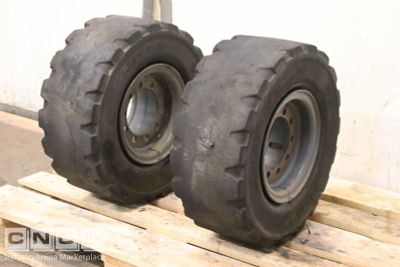 Solid rubber tires 2 pieces Vorwerk Rota 23x9-10  (225/75-10)  RIM 6.50 F-10