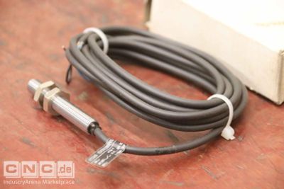 Inductive sensor proximity switch ifm IEA3002BHBPKG/IE5260