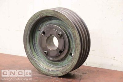 V-belt pulley 4-groove Guss 260-4 (17 mm)