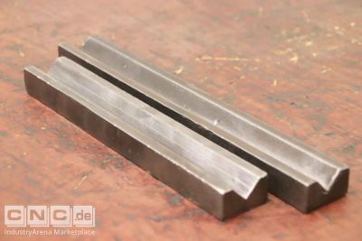 Anreissprisma 2 Stück Stahl 295/245x80x22 mm 90°