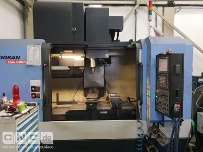 Doosan MYNX 5400 / 50 CNC Vertical Machining Center