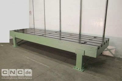 Clamping plate with T-slots unbekannt 4930/1465/H860 mm
